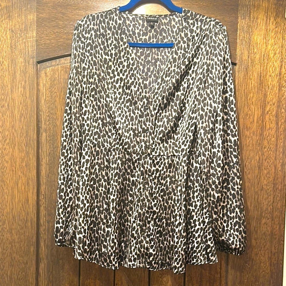 Leopard Print Women's Top black and silver
